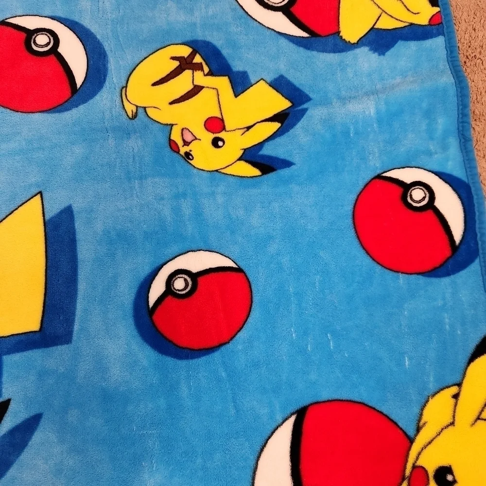 Northwest Company Pokemon Pokeball Power Pikachu Blue Throw Blanket Kids 46